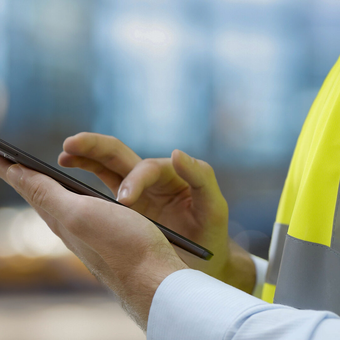 Employee-Phone-Values-Safety-Communication-ORIGINAL